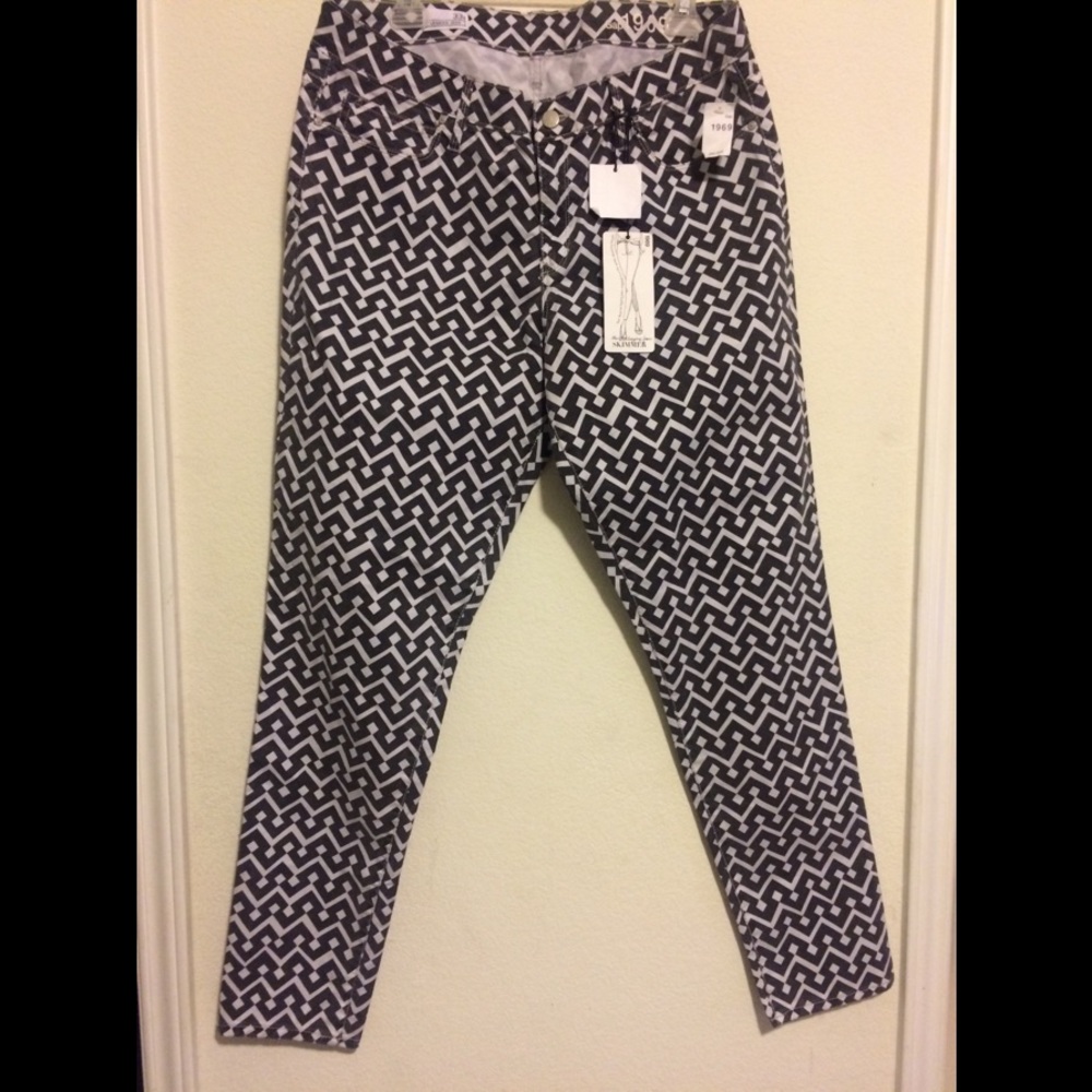 Gap Jeans Black and White Size 14 or Gap size 33t